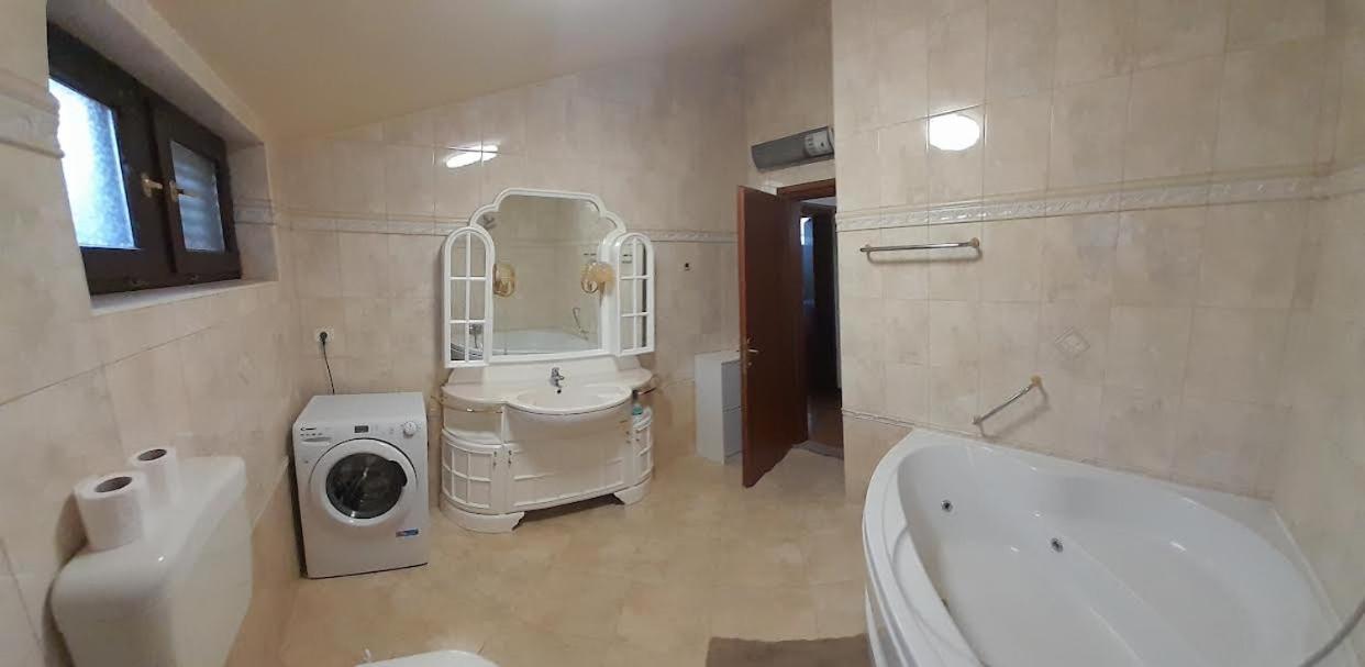 Apartmani Delas 2 Pjescana Uvala Exterior foto