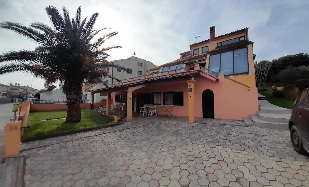 Apartmani Delas 2 Pjescana Uvala Exterior foto