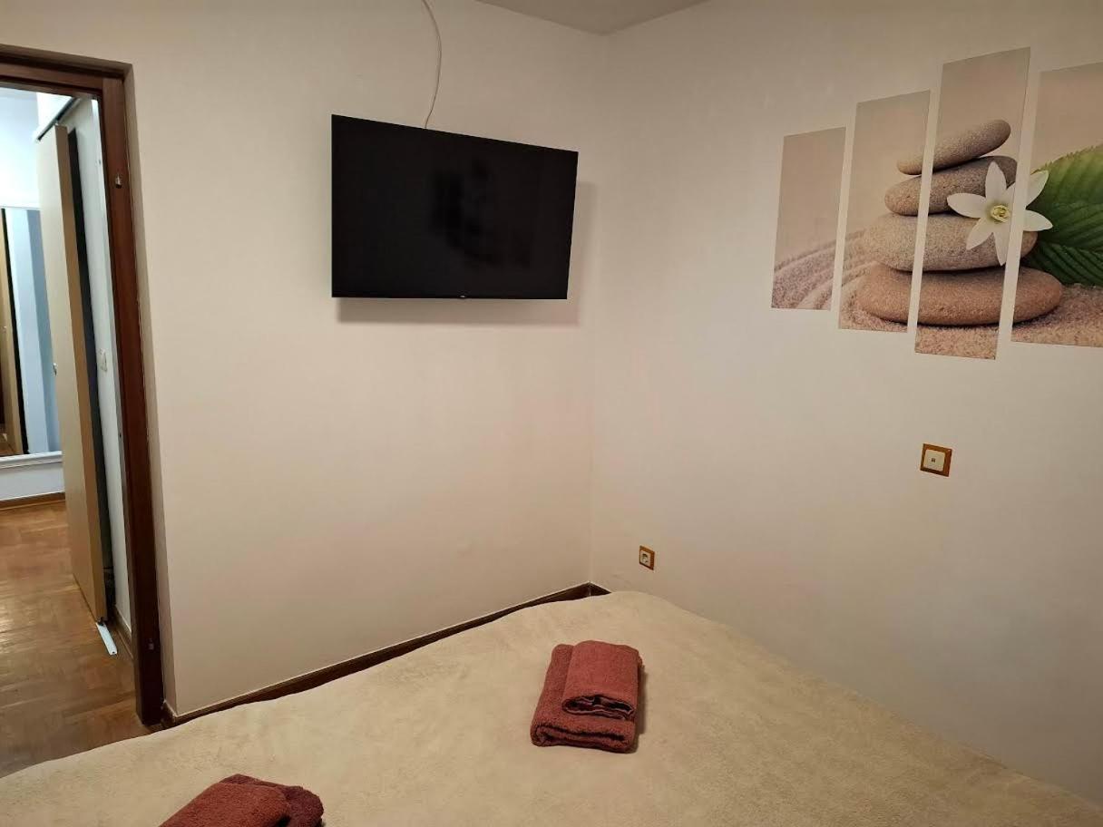 Apartmani Delas 2 Pjescana Uvala Exterior foto