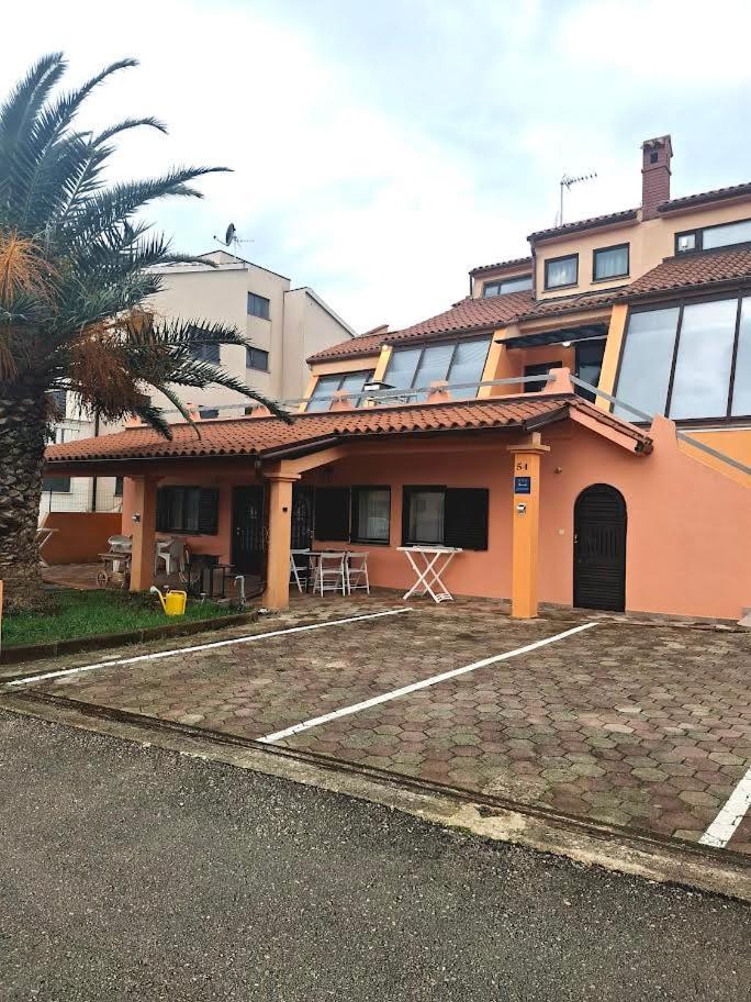 Apartmani Delas 2 Pjescana Uvala Exterior foto